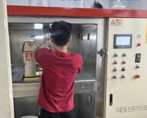 聚淼智造复模现场